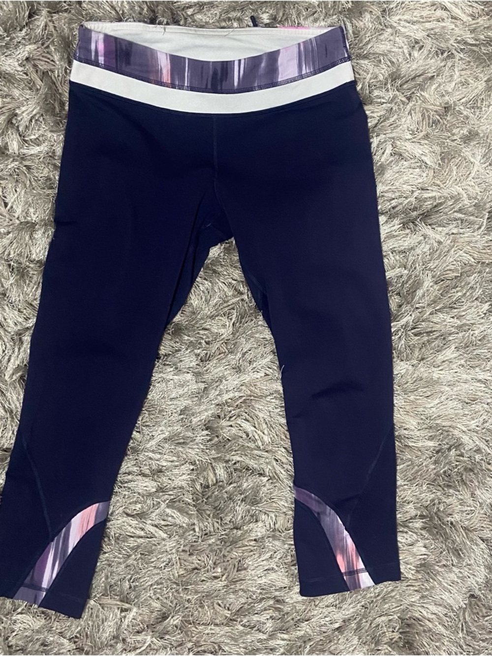 Lululemon Women Navy Active Cropped Leggings with Purple Accent Waistband